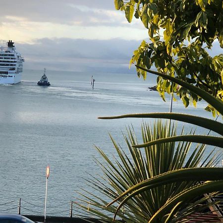 Waterfront Bliss Hotel Nelson Exterior foto